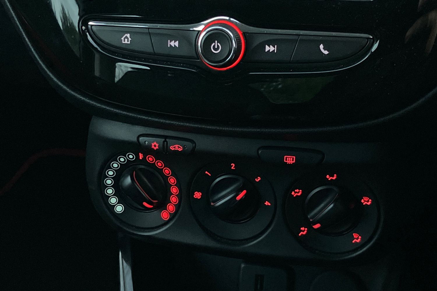 Used Vauxhall ADAM 2019 for sale - 76357666: Photo 11