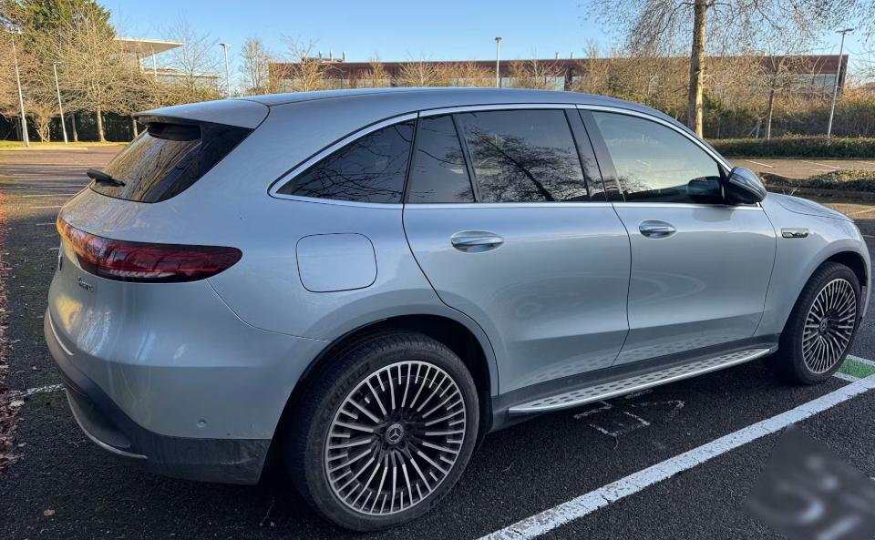 Used Mercedes-Benz EQC 2020 for sale - 77334302: Photo 2