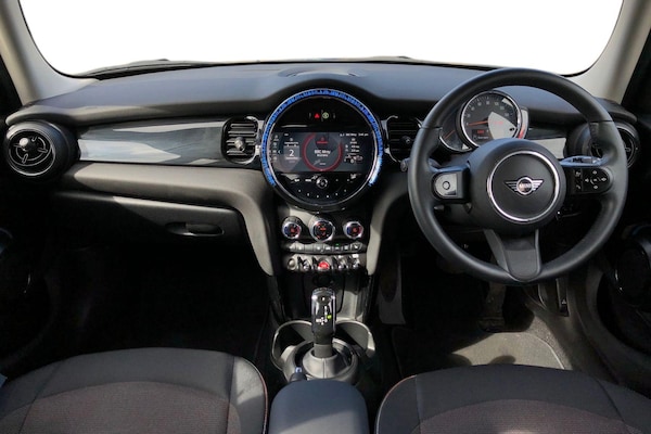 Used MINI Hatch 2022 for sale - 75639301: Photo 3