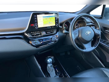 Used Toyota C-HR 2020 for sale - 77294689: Photo