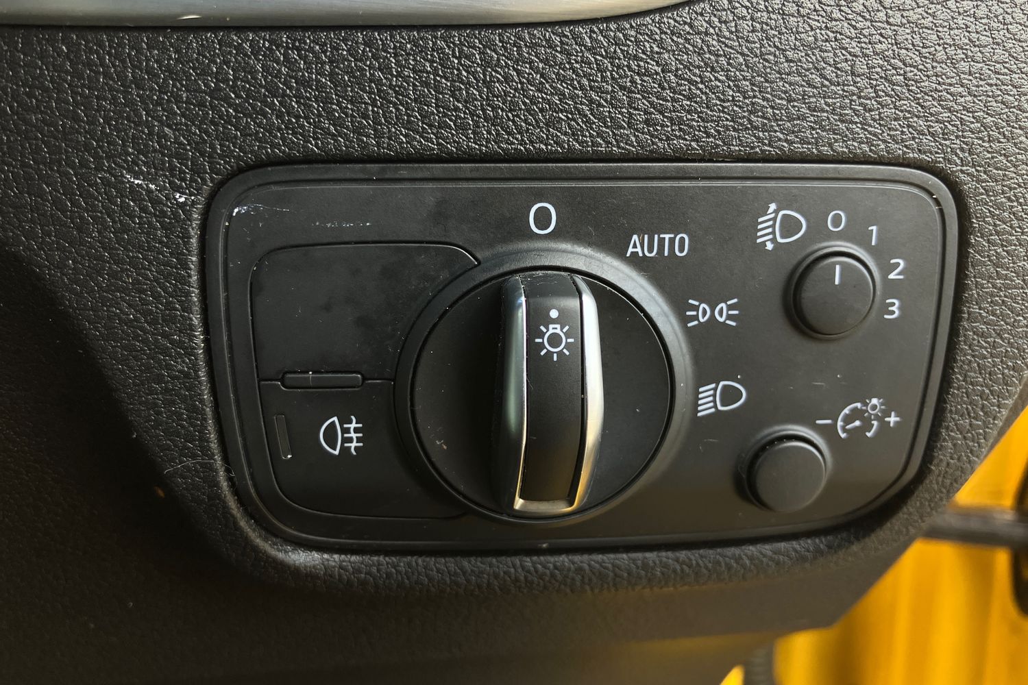 Used Audi Q2 2019 for sale - 75748835: Photo 19