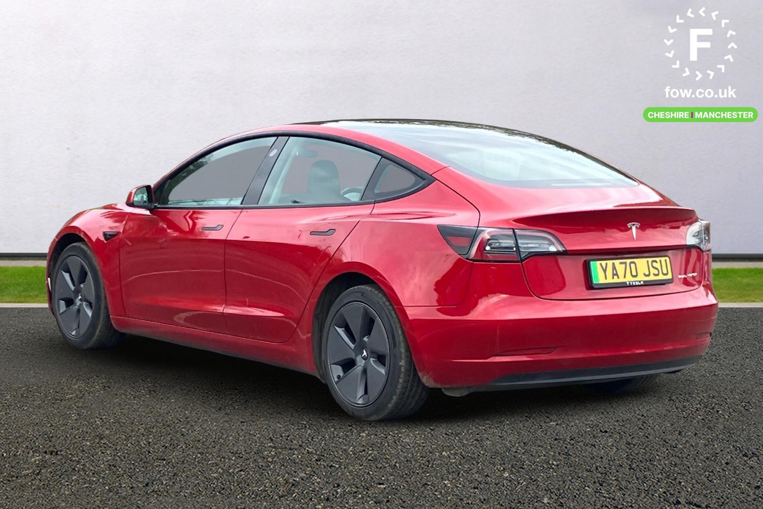 Used Tesla Model 3 2021 for sale - 76082044: Photo 2