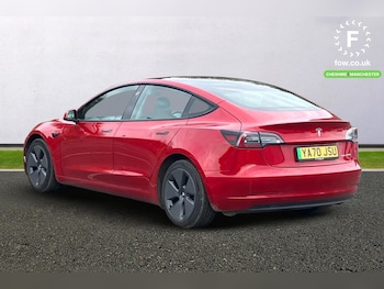 Used Tesla Model 3 2021 for sale - 76082044: Photo 2