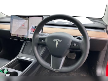 Used Tesla Model 3 2021 for sale - 76082044: Photo 3