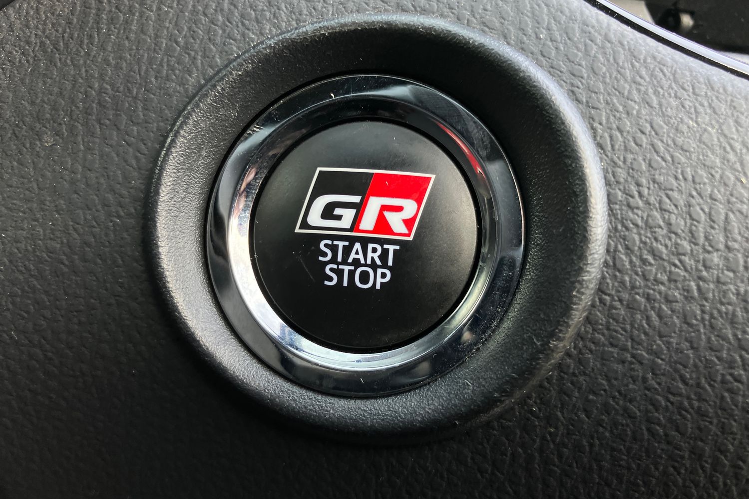 Used Toyota C-HR 2023 for sale - 76323994: Photo 17