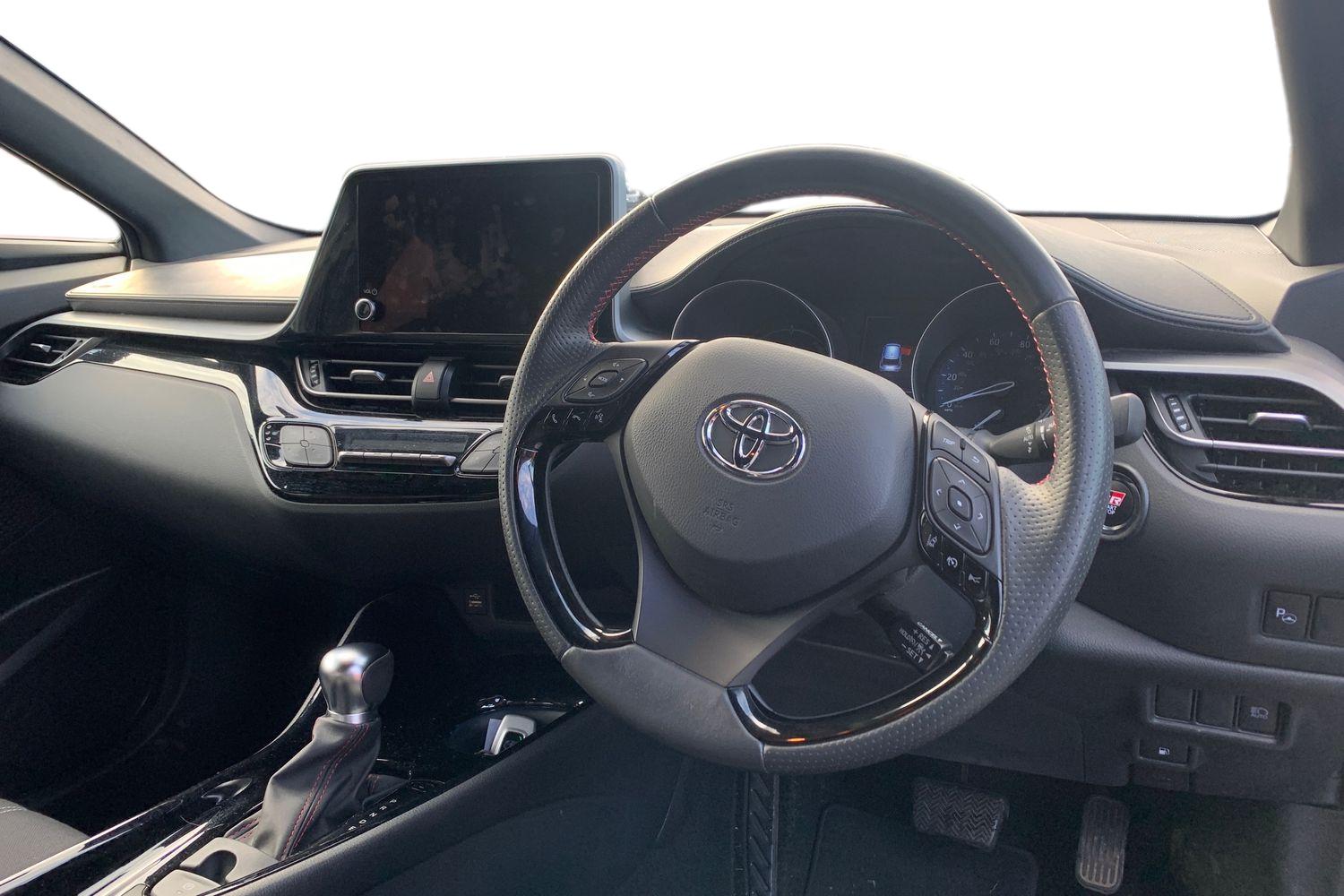 Used Toyota C-HR 2023 for sale - 76323994: Photo 3