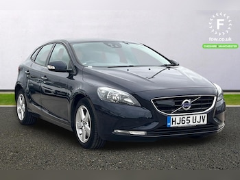 Used Volvo V40 2015 for sale - 77961498: Photo