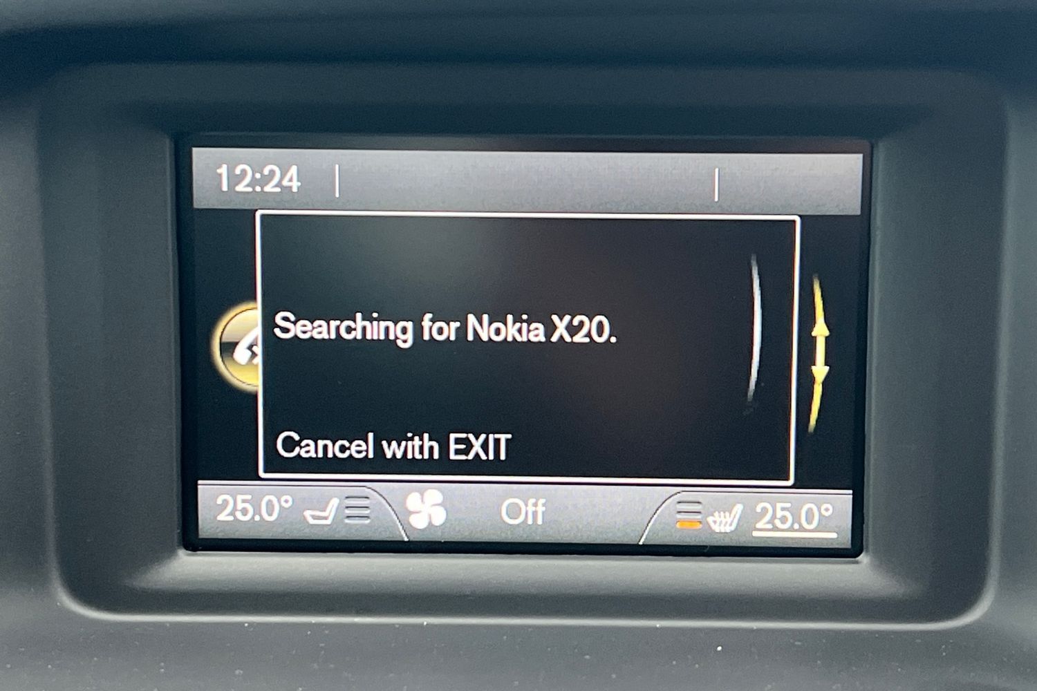 Used Volvo V40 2015 for sale - 77961498: Photo 8