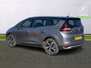 Used Renault Grand Scenic 2017 for sale - 75373579: Photo