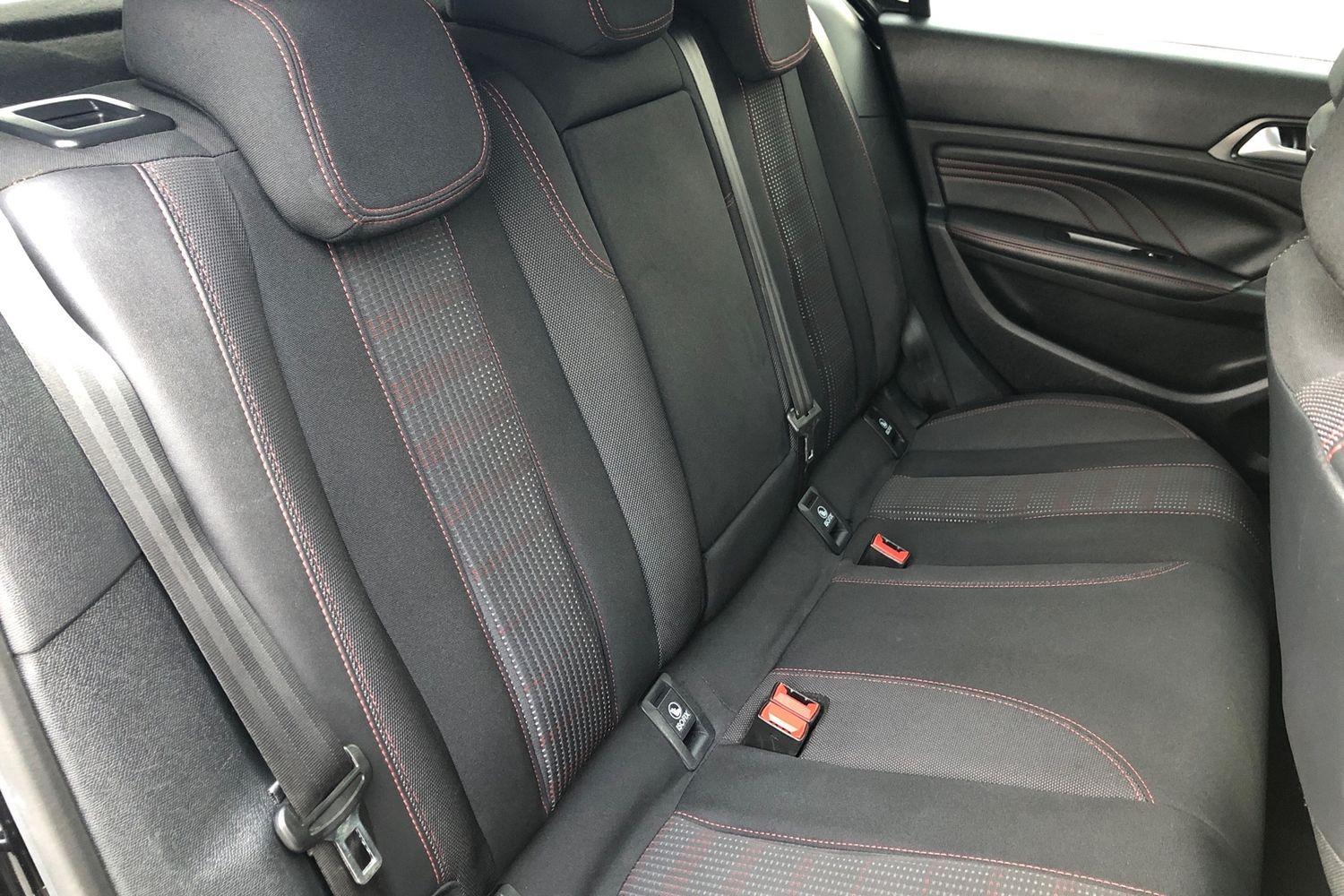 Used Peugeot 308 2018 for sale - 76828007: Photo 14