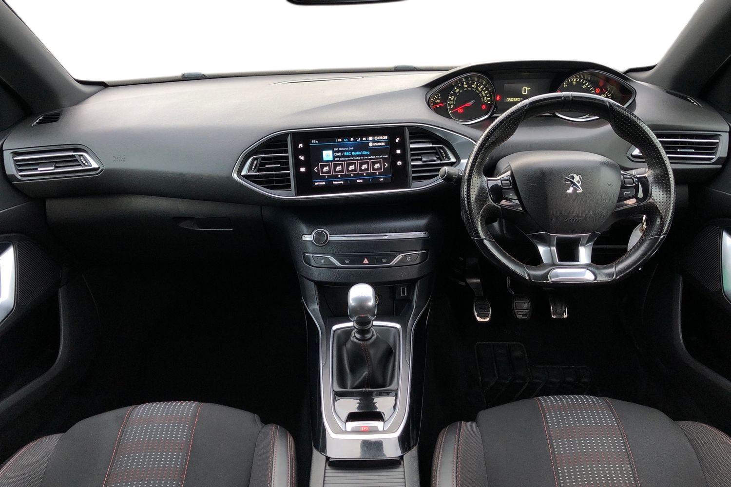 Used Peugeot 308 2018 for sale - 76828007: Photo 3