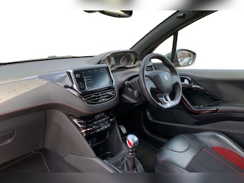 Used Peugeot 208 2017 for sale - 79410231: Photo