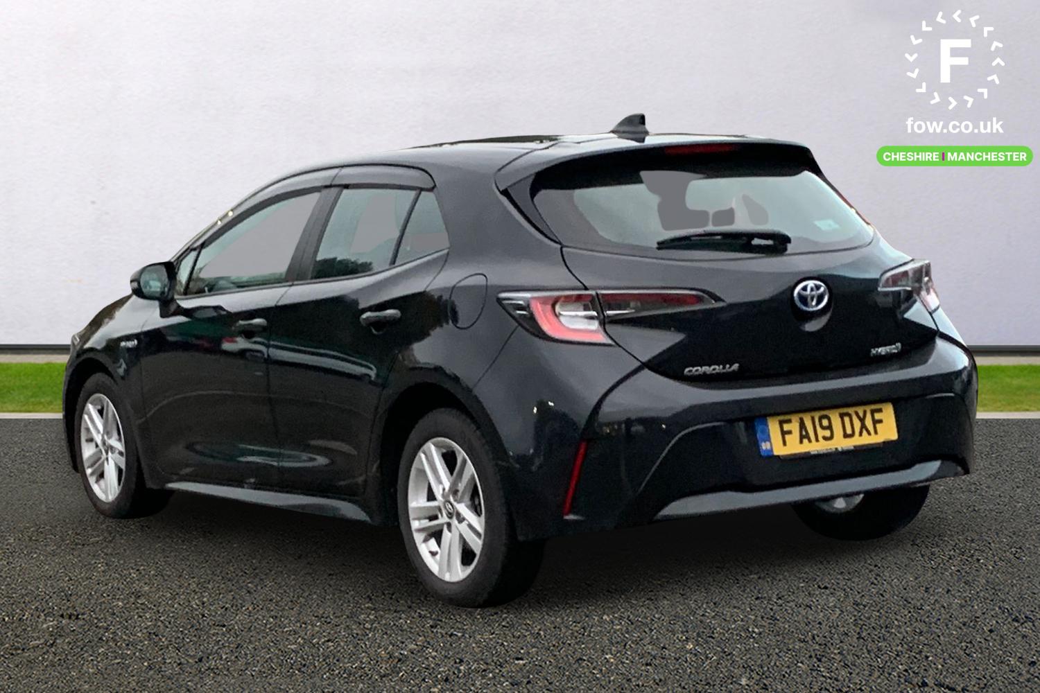 Used Toyota Corolla 2019 for sale - 76515980: Photo 2