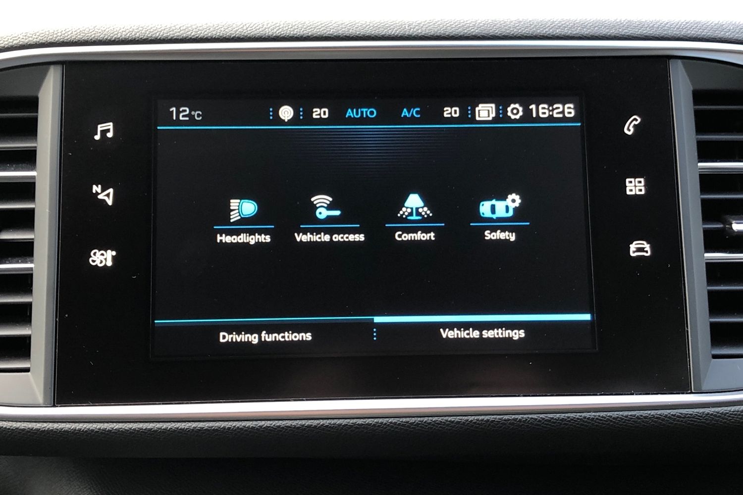 Used Peugeot 308 2018 for sale - 77327415: Photo 12