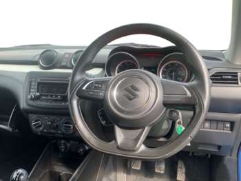 Used Suzuki Swift 2020 for sale - 74901158: Photo