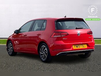Used Volkswagen Golf 2019 for sale - 75932618: Photo