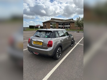 Used MINI Hatch 2019 for sale - 78526068: Photo