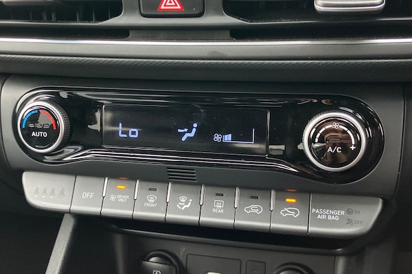 Used Hyundai KONA 2021 for sale - 75983301: Photo 9