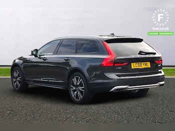 Used Volvo V90 2018 for sale - 75329542: Photo