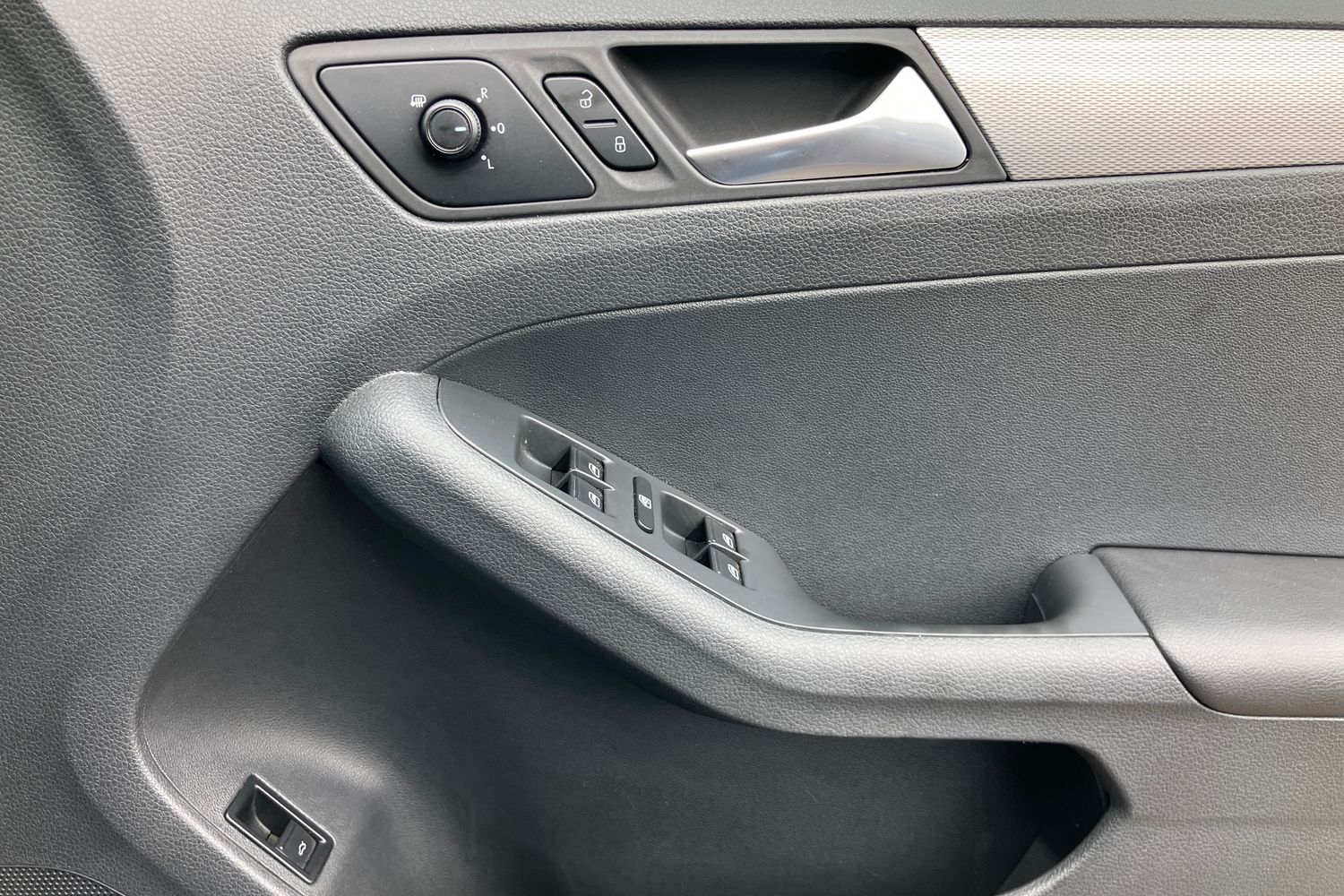 Used Volkswagen Jetta 2017 for sale - 75748828: Photo 14