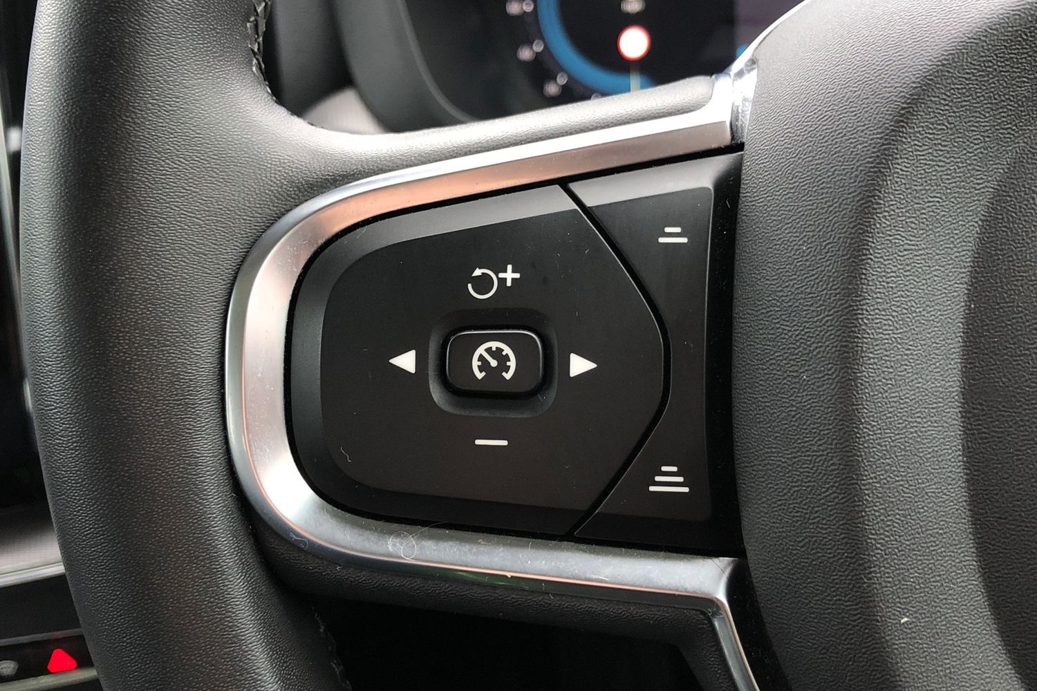 Used Volvo XC60 2022 for sale - 77515091: Photo 6