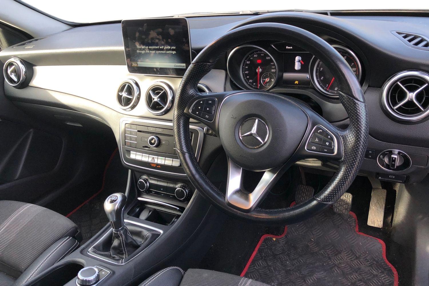 Used Mercedes-Benz GLA 2019 for sale - 77383345: Photo 3