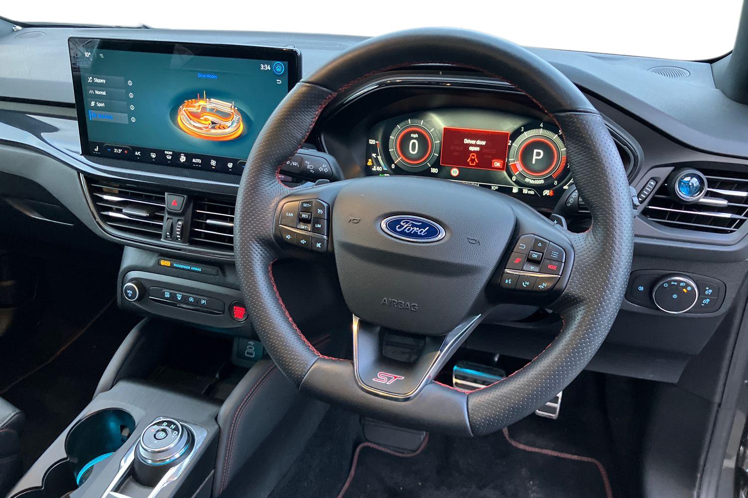 Used Ford Focus 2023 for sale - 76890318: Photo 3