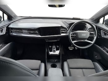 Used Audi Q4 e-tron 2021 for sale - 75574783: Photo
