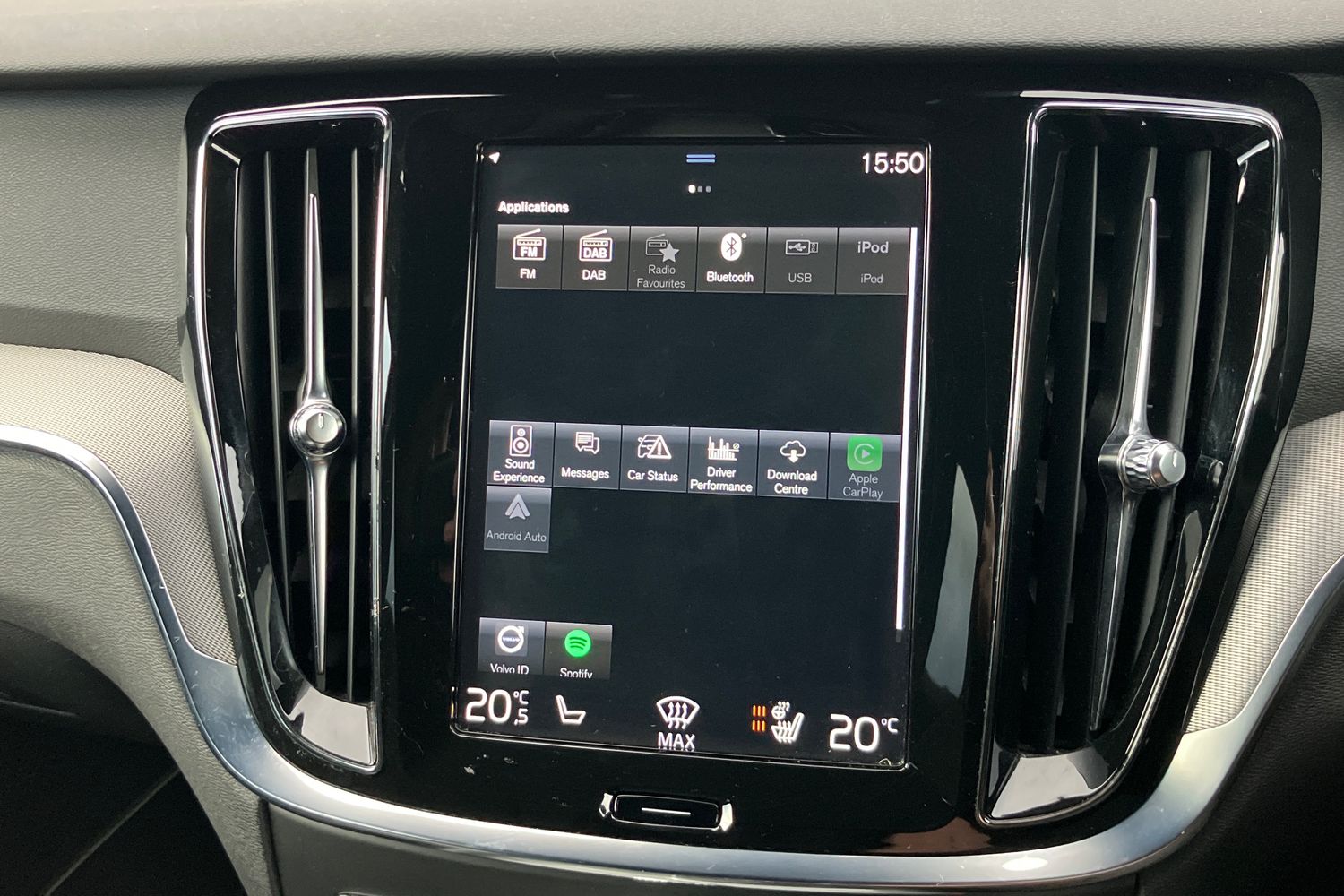 Used Volvo V60 2020 for sale - 77787527: Photo 10