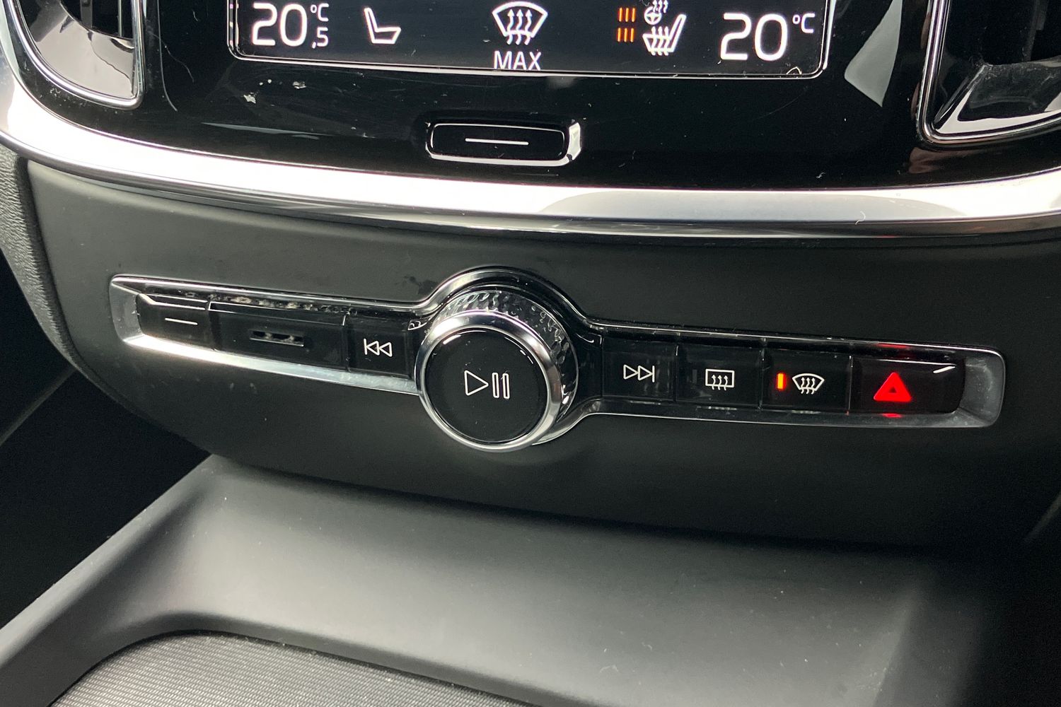 Used Volvo V60 2020 for sale - 77787527: Photo 14