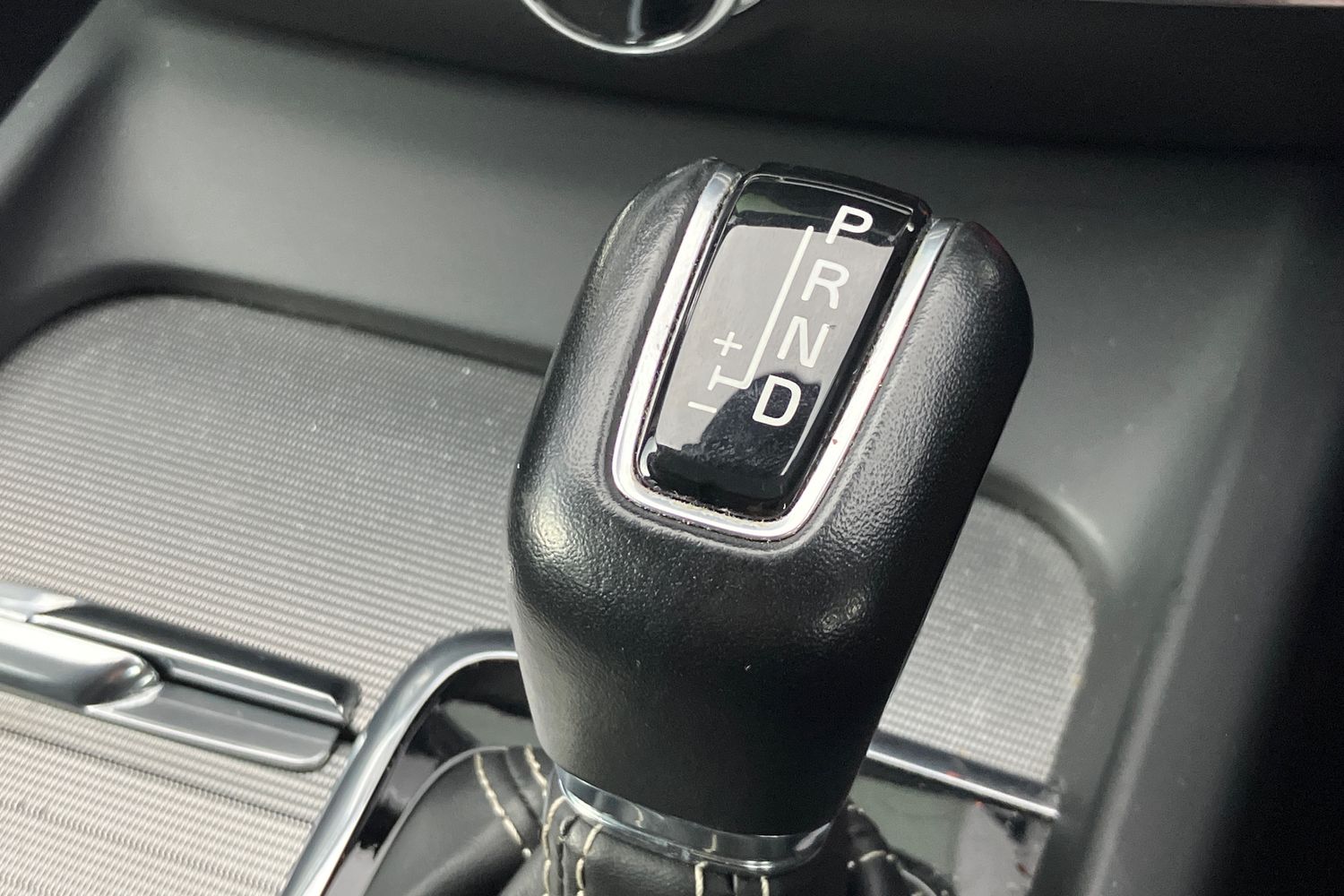 Used Volvo V60 2020 for sale - 77787527: Photo 15