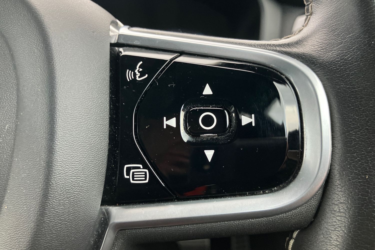 Used Volvo V60 2020 for sale - 77787527: Photo 19