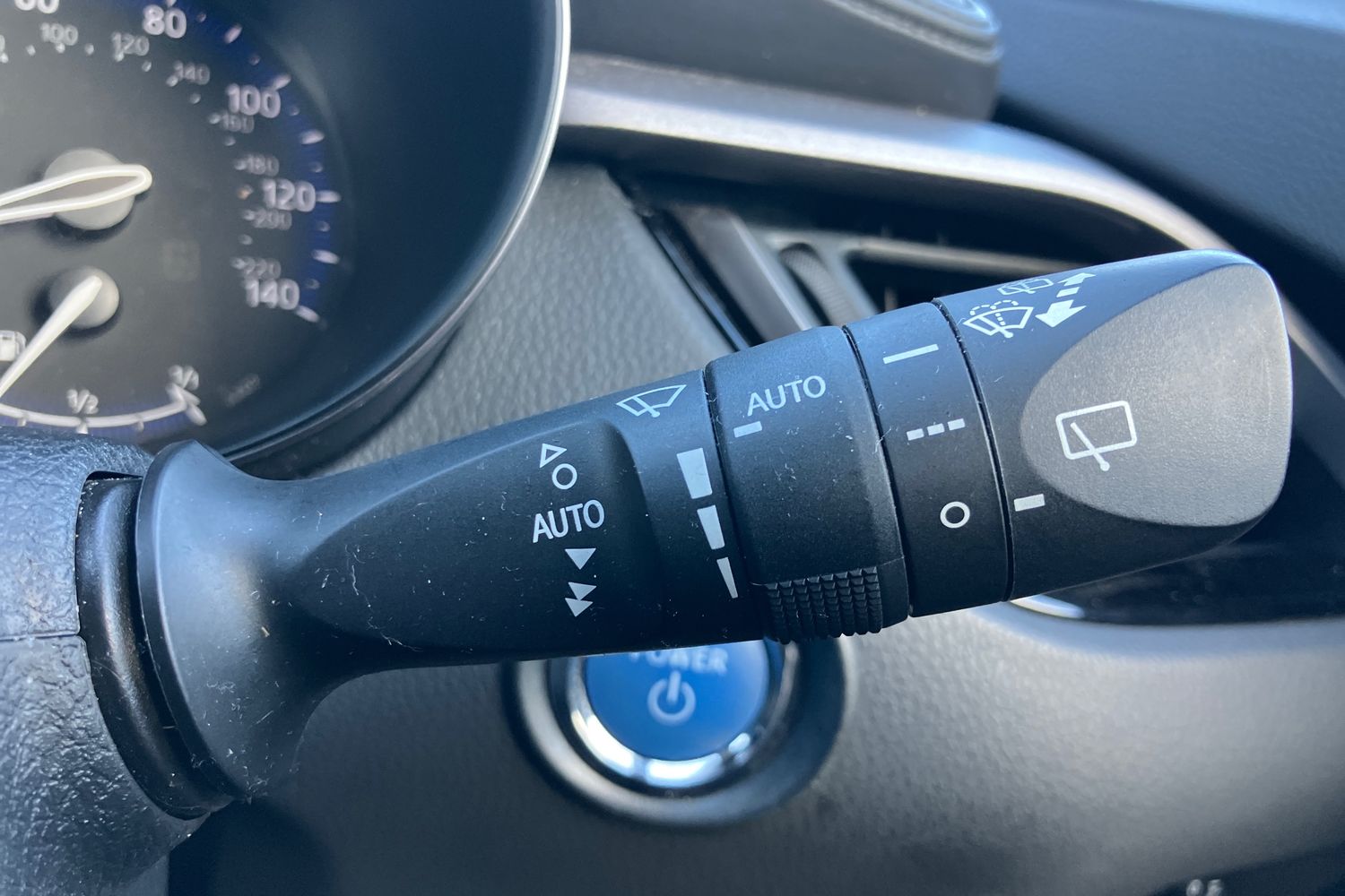 Used Toyota C-HR 2023 for sale - 77601668: Photo 19