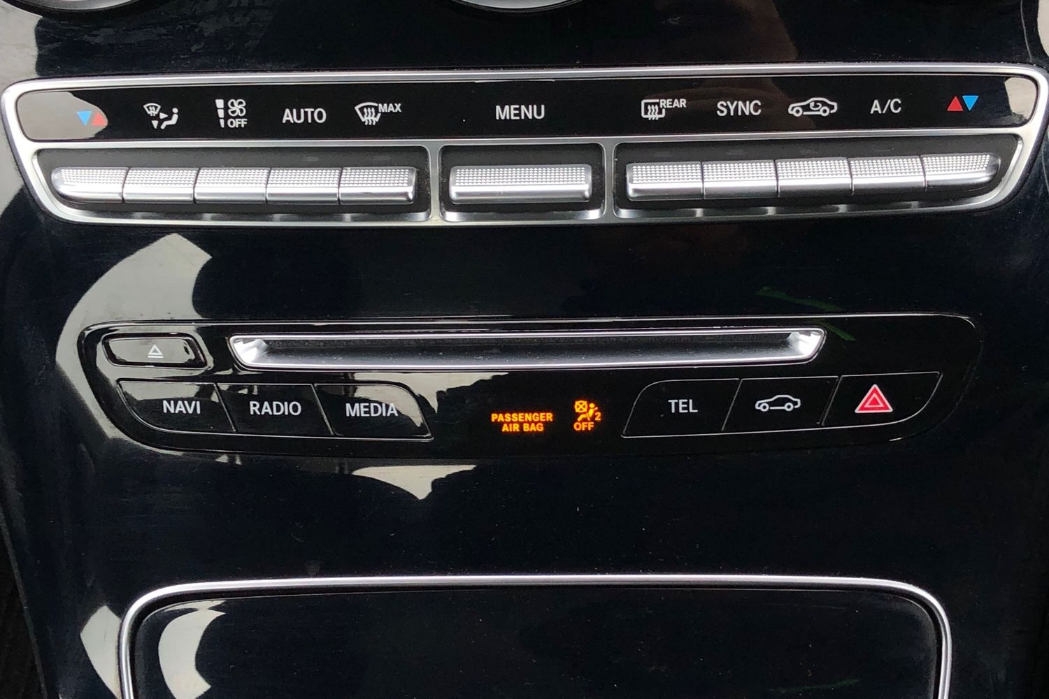 Used Mercedes-Benz C Class 2018 for sale - 76610931: Photo 12