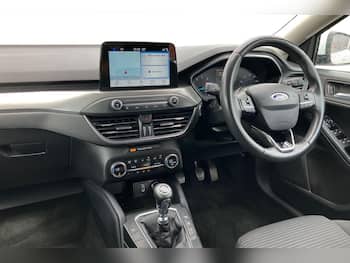 Used Ford Focus 2018 for sale - 79749971: Photo