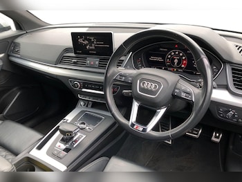 Used Audi Q5 2018 for sale - 77494002: Photo