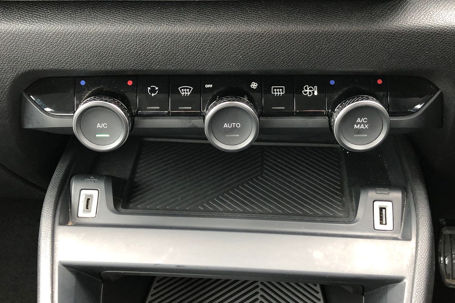 Used Citroen C4 2024 for sale - 77515134: Photo 15