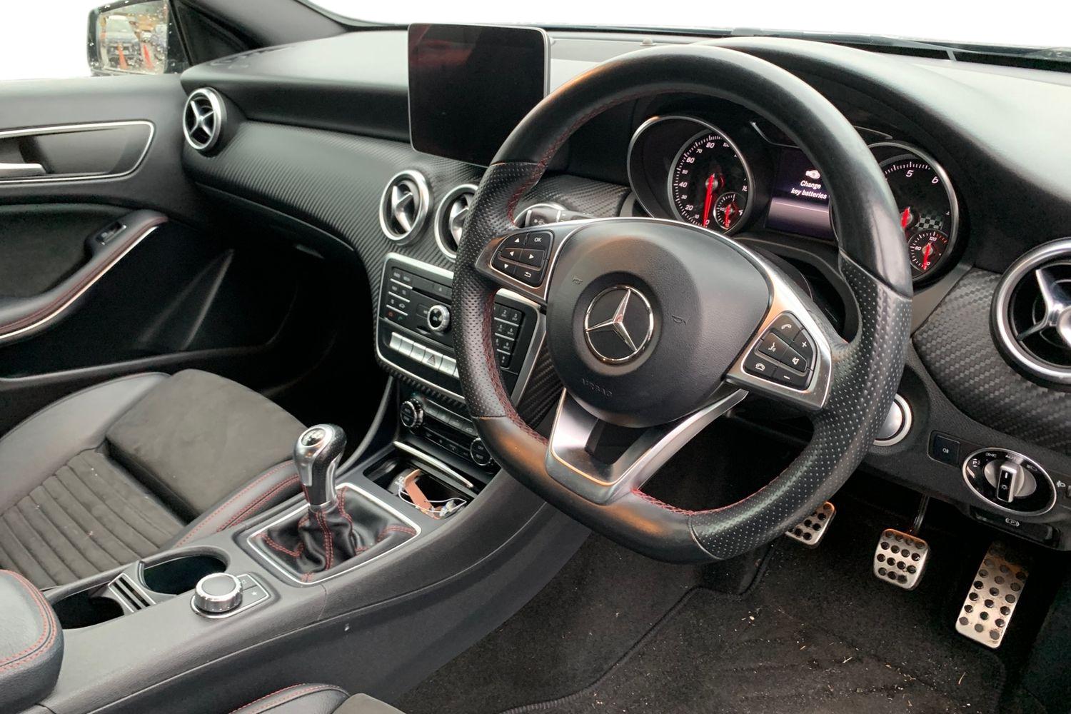 Used Mercedes-Benz A-Class 2018 for sale - 76863329: Photo 3