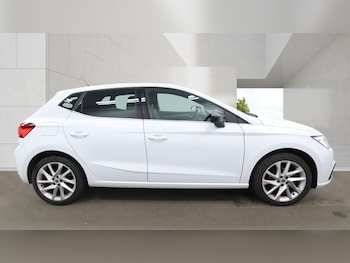 Used SEAT Ibiza 2024 for sale - 79371797: Photo