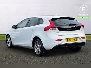 Used Volvo V40 2013 for sale - 77514772: Photo