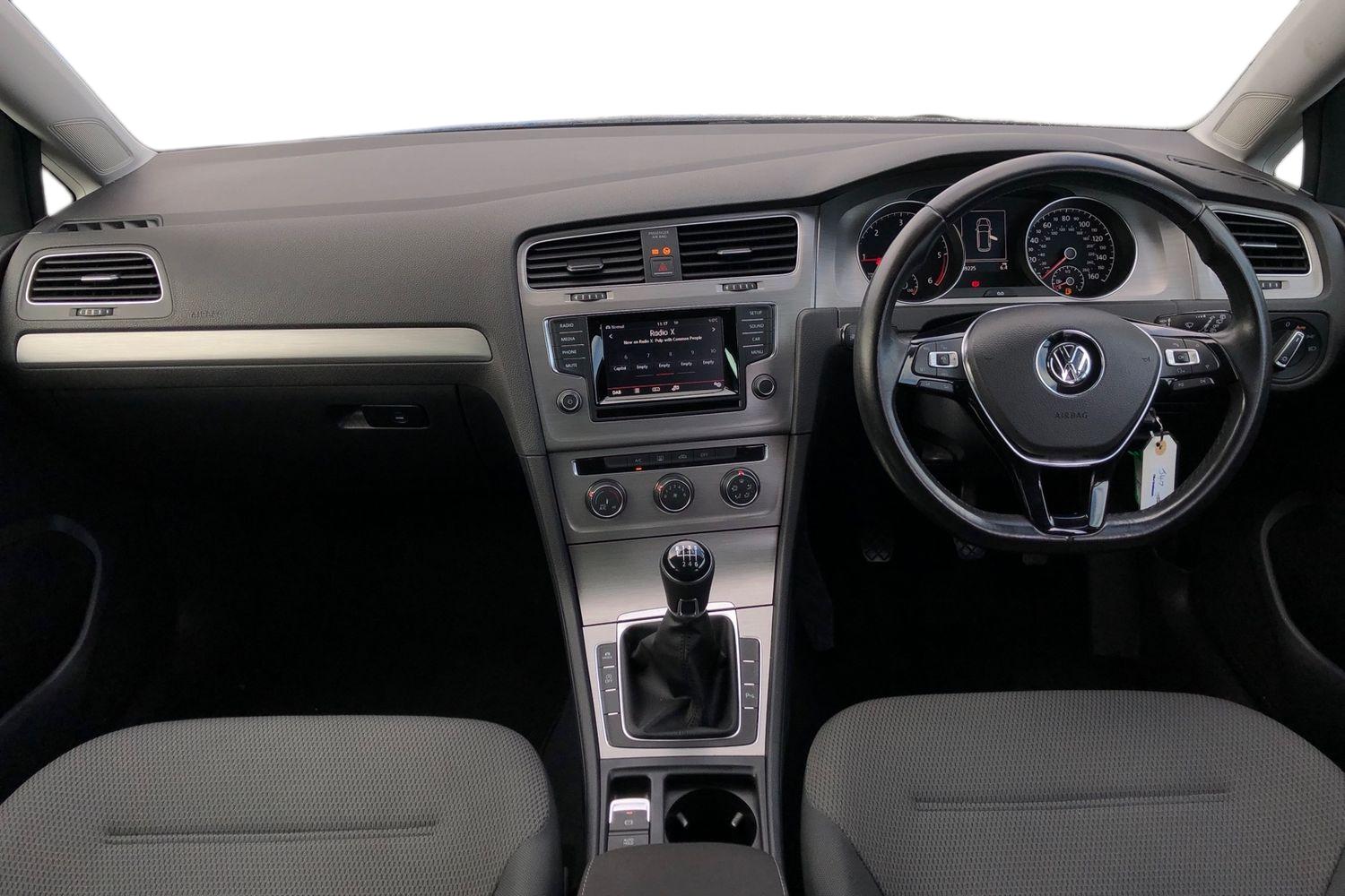 Used Volkswagen Golf 2014 for sale - 76292508: Photo 3