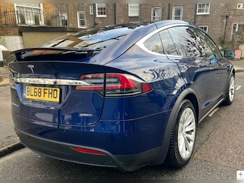 Used Tesla Model X 2018 for sale - 77316707: Photo