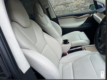 Used Tesla Model X 2018 for sale - 77316707: Photo