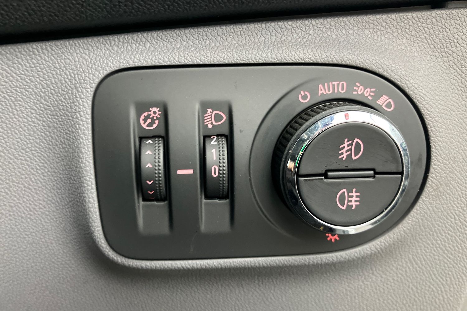 Used Vauxhall Corsa 2017 for sale - 77334421: Photo 19