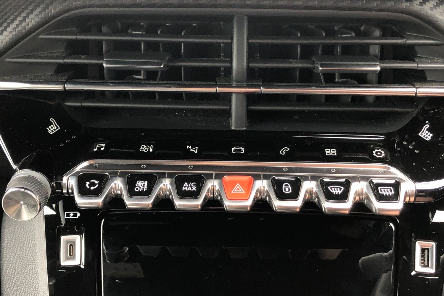 Used Peugeot 2008 2021 for sale - 76115158: Photo 10