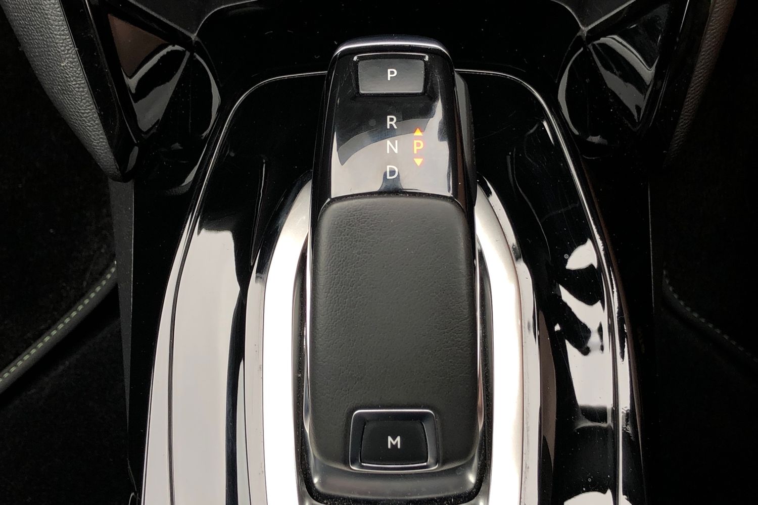 Used Peugeot 2008 2021 for sale - 76115158: Photo 11