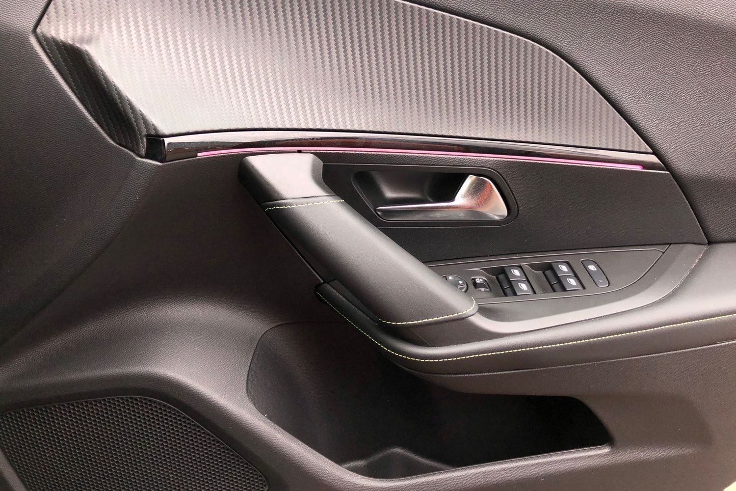 Used Peugeot 2008 2021 for sale - 76115158: Photo 14