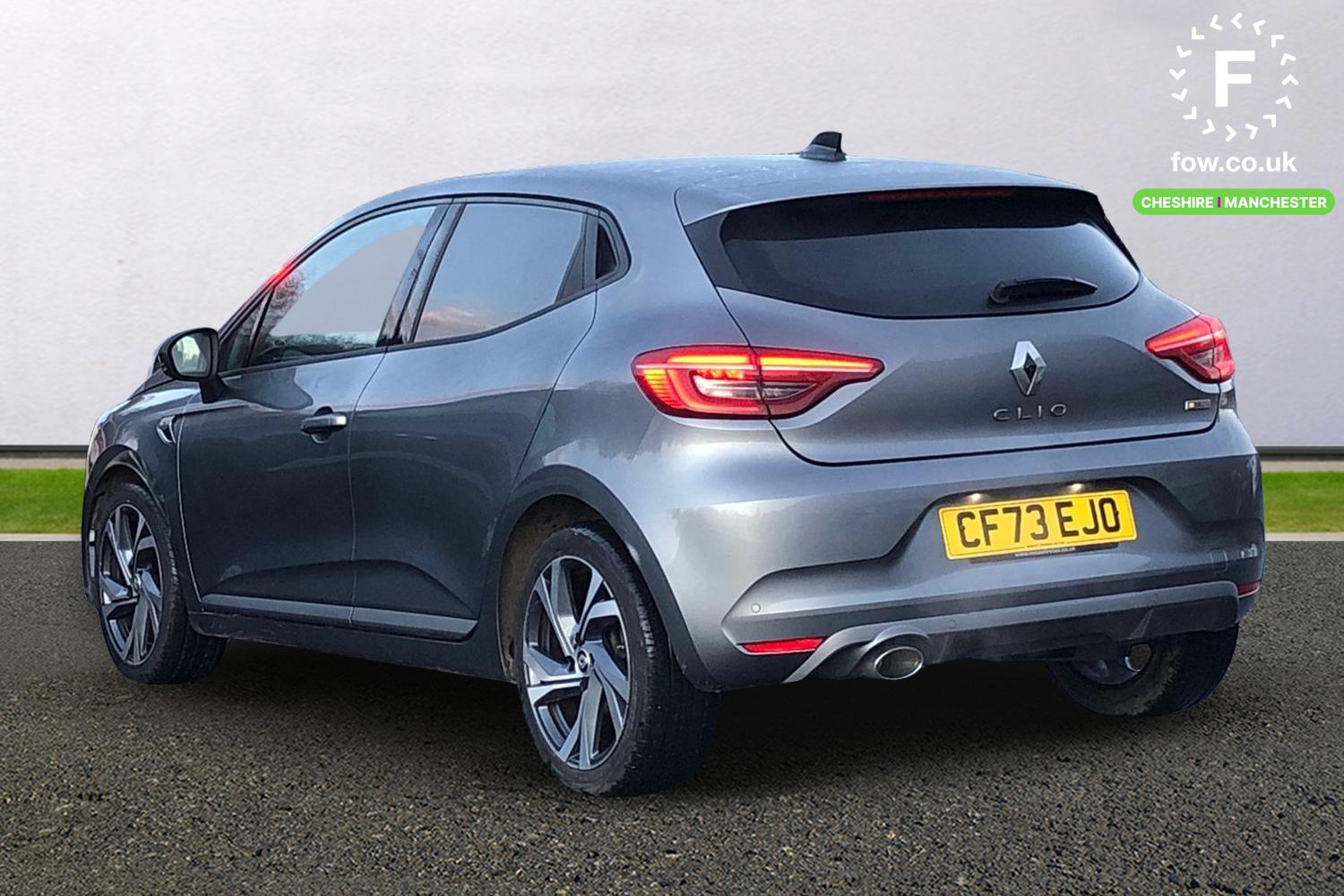 Used Renault Clio 2023 for sale - 76916382: Photo 2