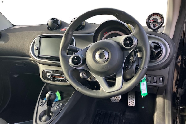 Used smart fortwo 2021 for sale - 76224720: Photo 3