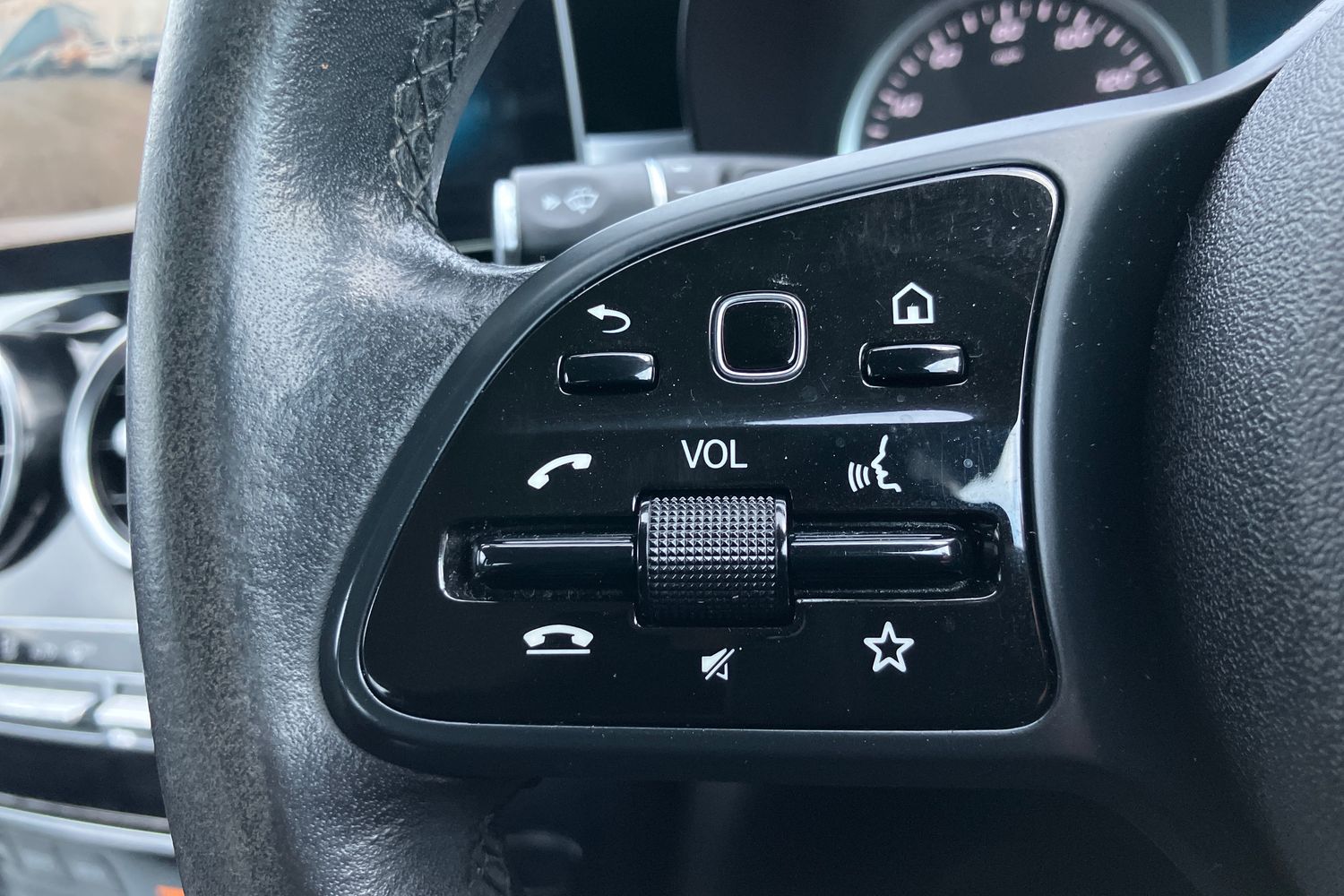 Used Mercedes-Benz C Class 2019 for sale - 76581765: Photo 15